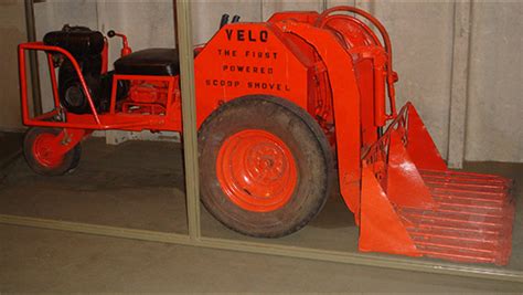 what motor was in the first skid steer|skid steer loader wiki.